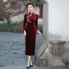 Long solid color velvet embroidered cheongsam 1011 autumn new retro national style middle-aged and elderly women's long-sleeved cheongsam skirt