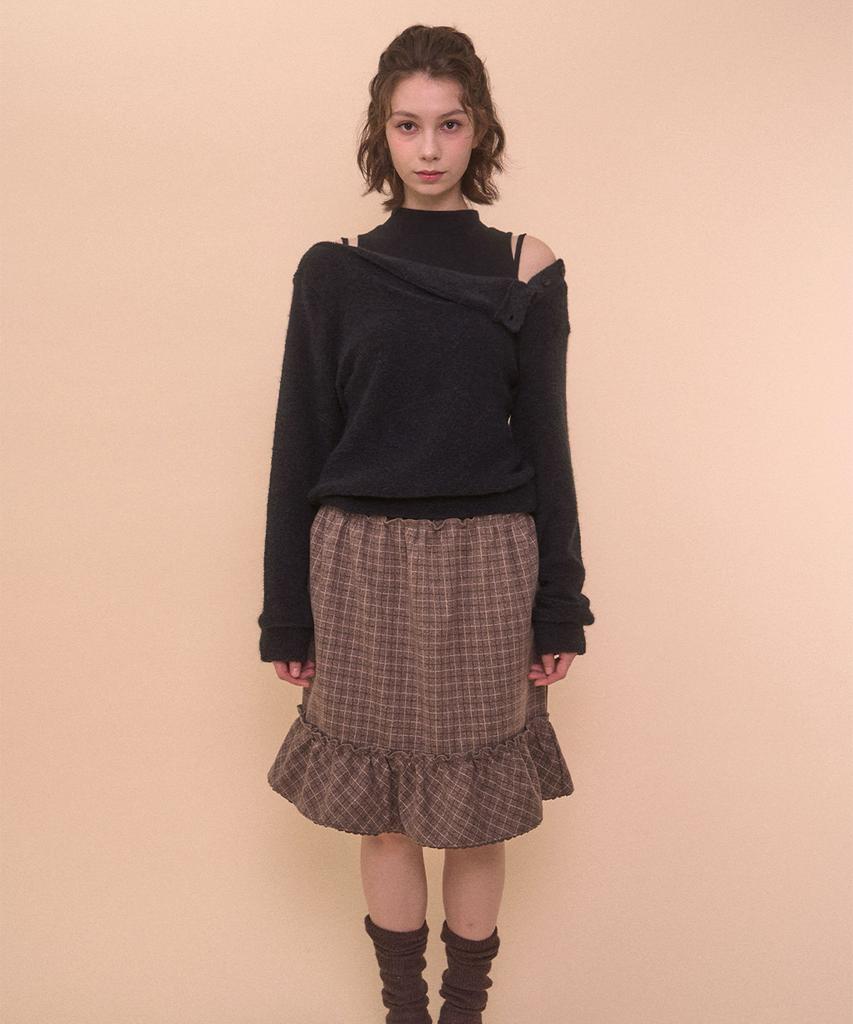 BELLIALEU Fuzzy Boat Neck Knit-Black