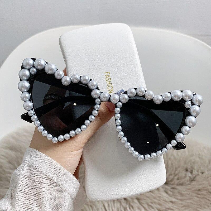 New In Luxury Fine Shimmering Love Pearl Sun Glasses Women Heart Glasses Casual Bling Sunglasses Lentes  Mujer