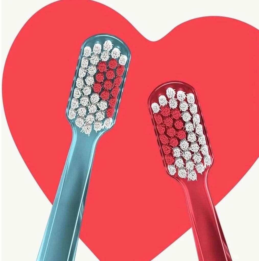 Curaprox 5460 Ультрамягкая зубная щетка Love Edition, набор из 2 шт.
