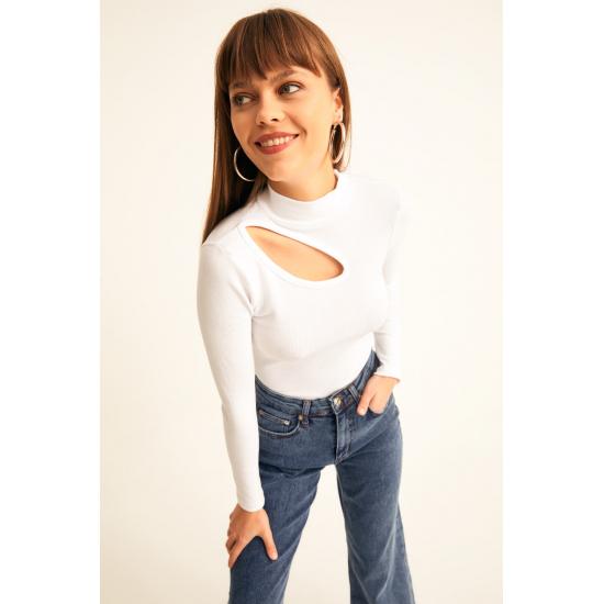 Прозрачные блузки Женская трикотажная блузка в рубчик с вырезами и детальной отделкой