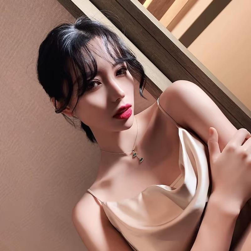 Ожерелье изумрудное веерообразное с кристаллами в стиле барокко для женщин, модное, простое, персонализированное, подвесное, роскошное, на ключицу, цепочка, ювелирное изделие