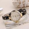 Watches Round Casual Women Dial Rivet Pu Leather Strap Wristwatch Ladies Analog Quartz Watch Gift