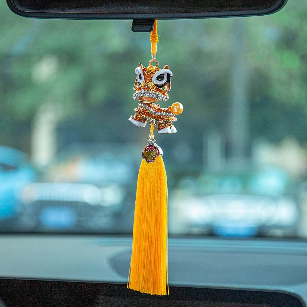 Lucky Lion Dance Car Pendant Chinese Style Lion Wake Keychain  Car Accessories