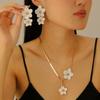Металлический набор ювелирных изделий с цветами Застежка-пряжка Подвеска Ювелирный костюм Ожерелье с цветами Серьги Набор Женщины
