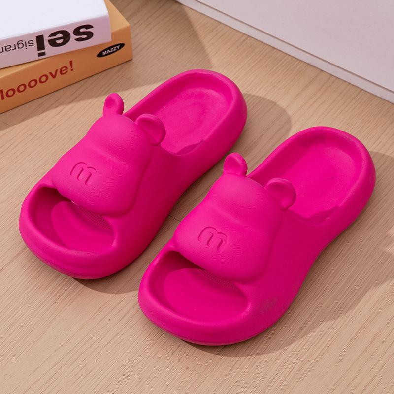 Мода 2024 года, новые тапочки из ЭВА на толстой подошве для женщин, модные милые домашние тапочки на платформе с медведем, женская летняя верхняя одежда, нескользящая пляжная обувь