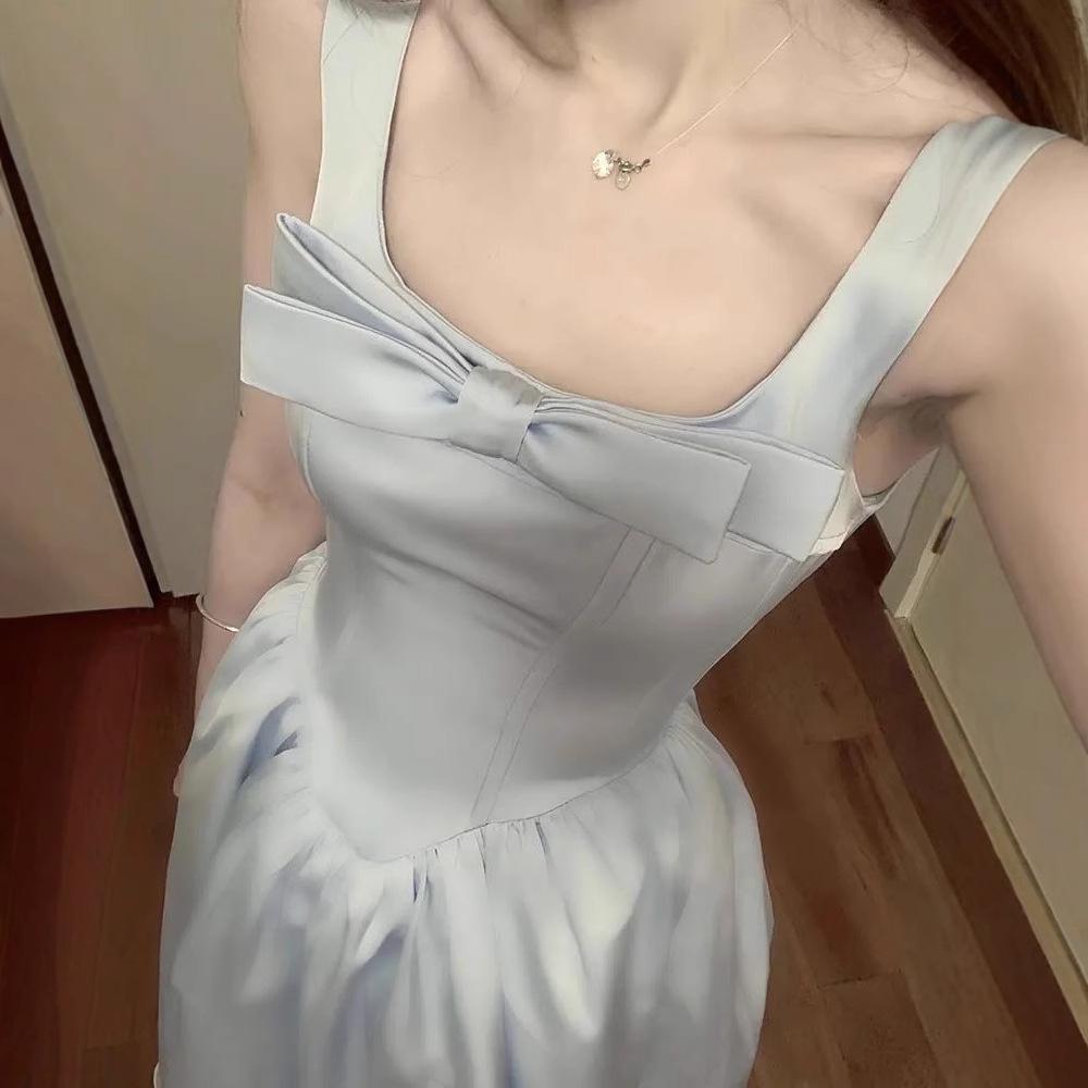 Французское розовое преппи вечернее платье А-силуэта с квадратным вырезом и завышенной талией