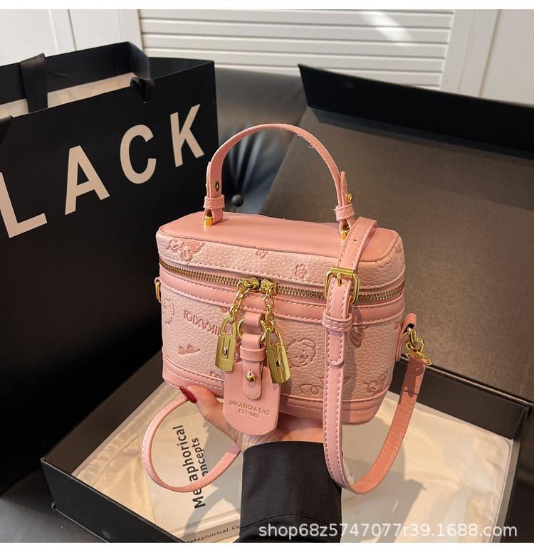 2025 Popular Bag Women's 2025 New Spring Versatile One-Shoulder Crossbody Bag High-end Texture Niche Handbag Bag