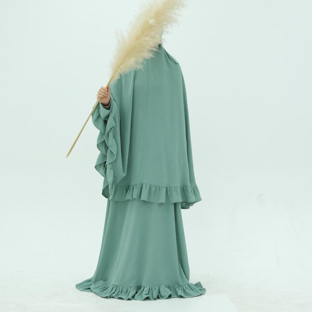 Платье Лория 2025 однотонное с большим платком на голову LR972