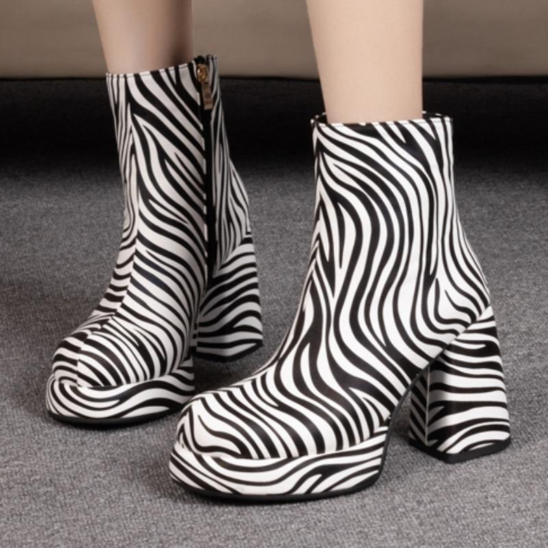 Сексуальные женские ботильоны на платформе, леопардовые короткие туфли, новинка 2025, модные осенне-зимние мотоциклетные ботинки на высоком блочном каблуке для женщин