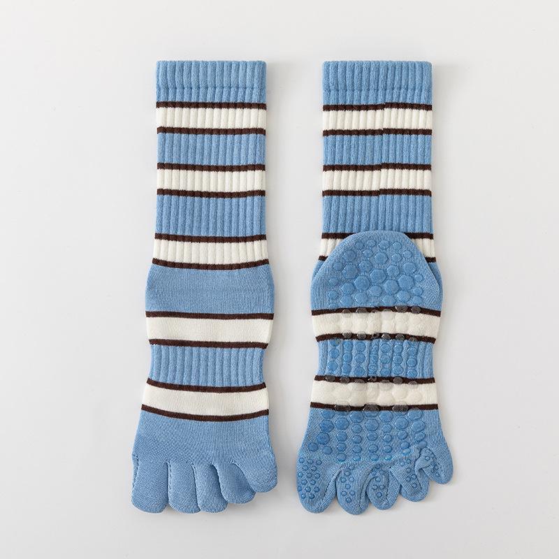 Носки для йоги с пятью пальцами, повседневные полосатые, для занятий в помещении, для пилатеса, силиконовые нескользящие, женские профессиональные фитнес-носки для танцев и спорта