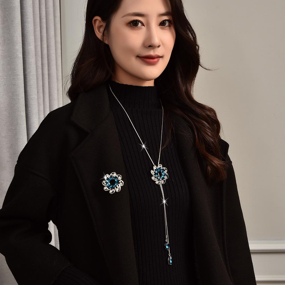 Autumn And Winter A Two-Wear Brooch Sweater Chain Temperament Pull Flower Long Necklace Luxury Versatile Accessories