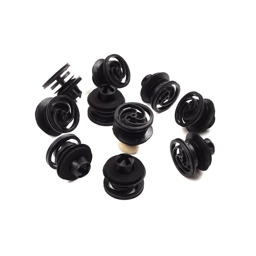 BCF1794 10 штук Фиксатор панели отделки двери черный для VW 3B0868243