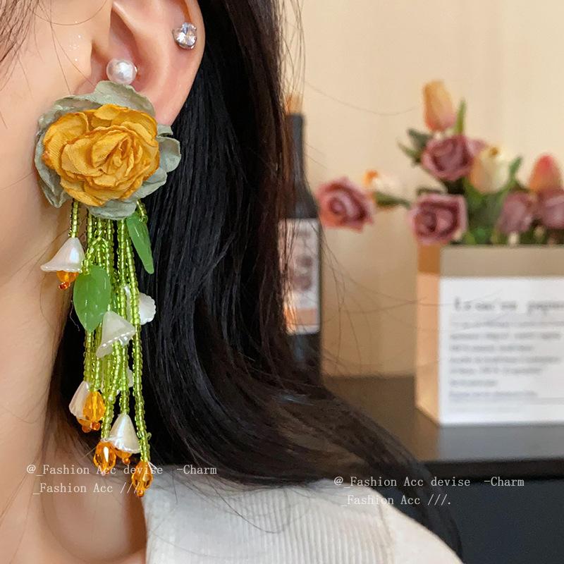 Silver needle Mori flower fringed earrings ins sweet design stud earrings Korean high-end versatile earrings