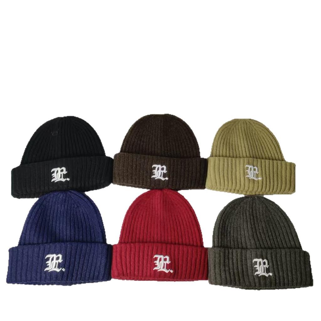 Wool hat hot-selling alphabet autumn and winter cold hat men and women couples knitted hat warm thickened ear protection simple