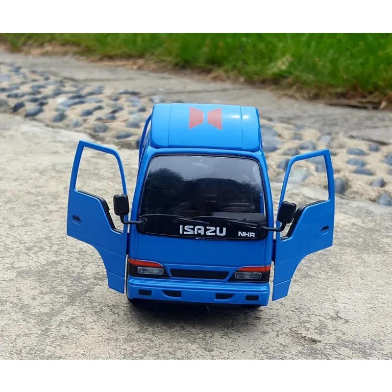 1/32 ISUZU NHR Alloy Car Model Diecasts Metal Dump Truck Vehicles Model Sound and Light Simulation Collection Childrens Toy Gift