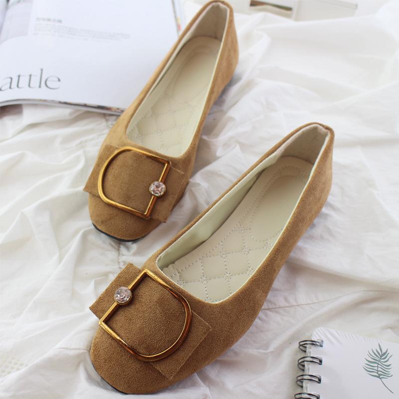 Женская обувь. Туфли на плоской подошве. Удобные повседневные туфли без шнуровки с квадратным носком большого размера, разноцветные.