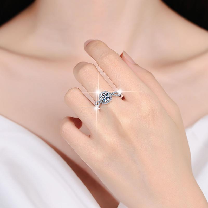D Color 1ct Moissanite Diamond Ring for Women Sterling Silver S925 Ring Wrapped with Love Engagement Diamond Ring Wedding Ring Gift for Girlfriend
