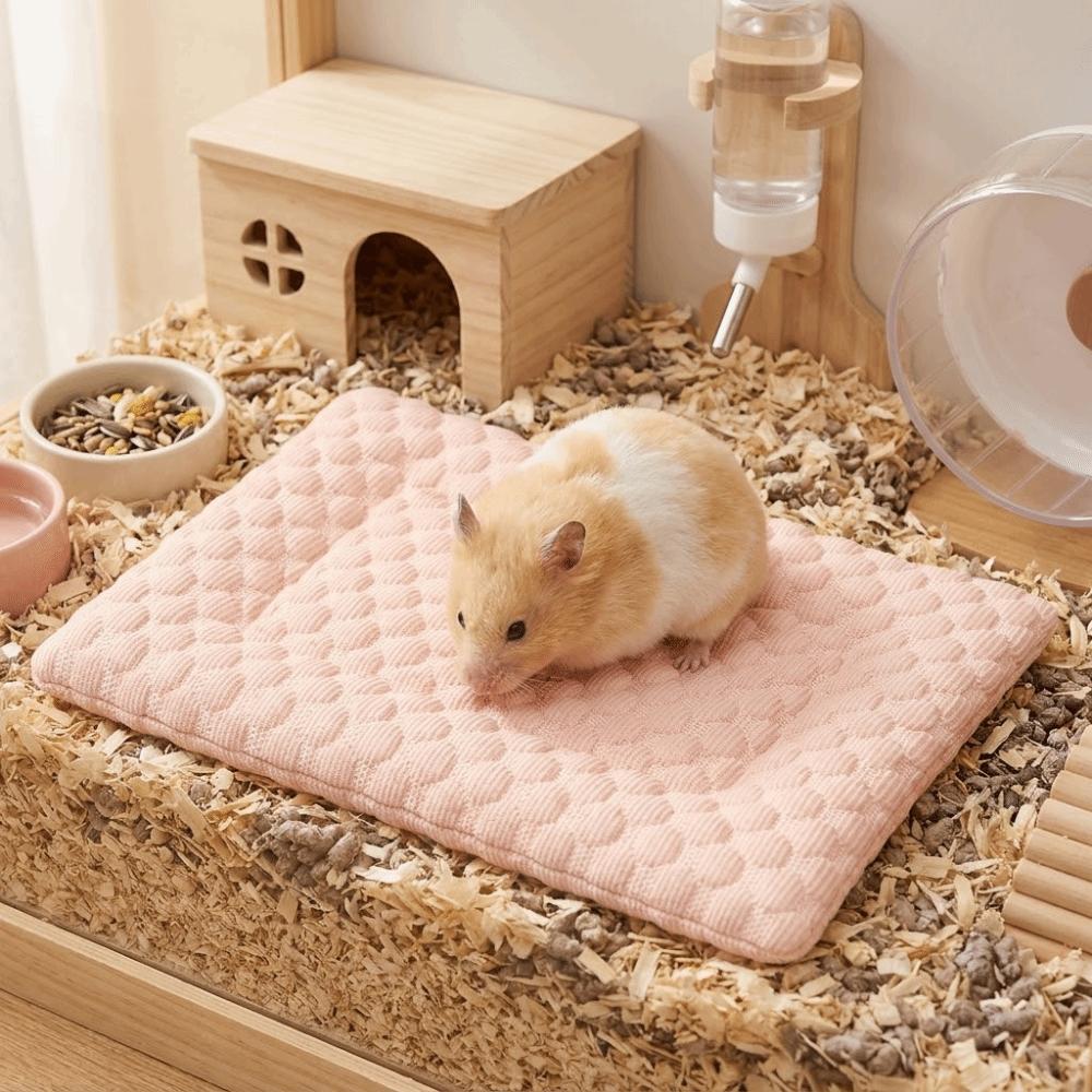 Breathable Hamster Cooling Mat Soft Hamster Nest Mat Portable Guinea Pig Bed Pad Cage Mat