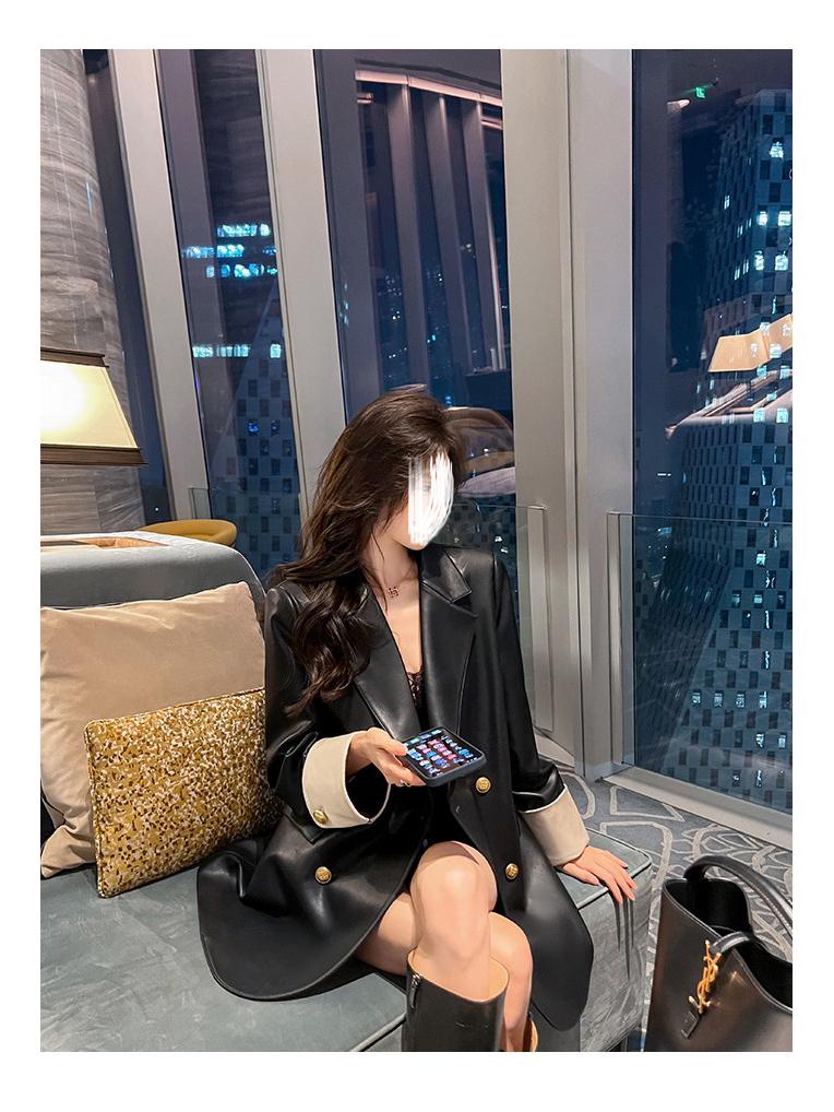 2024 Высококачественный женский пиджак большого размера из искусственной кожи с металлическими пуговицами