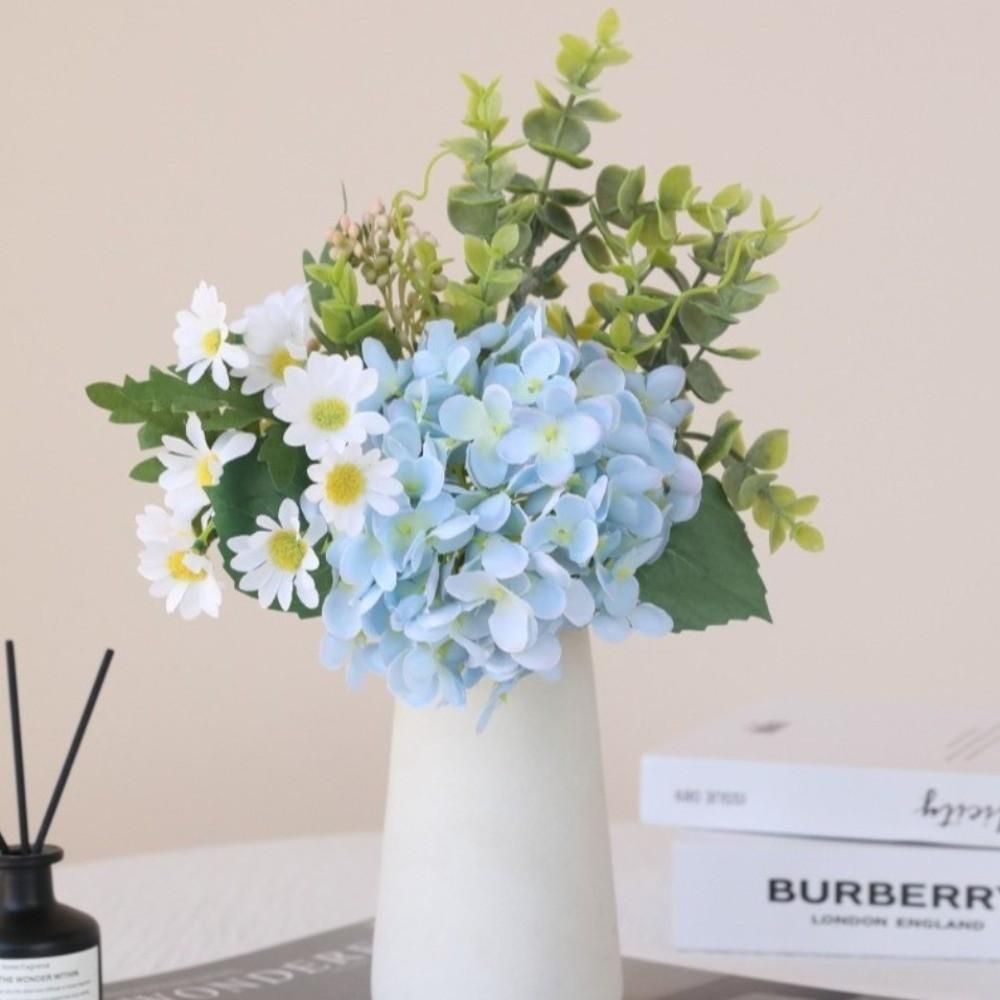 Luxury Artificial Hydrangea Eucalyptus Bouquet Plastic Realistic Fake Flower Elegant Hydrangea Flowers Home Hotel Table Decor