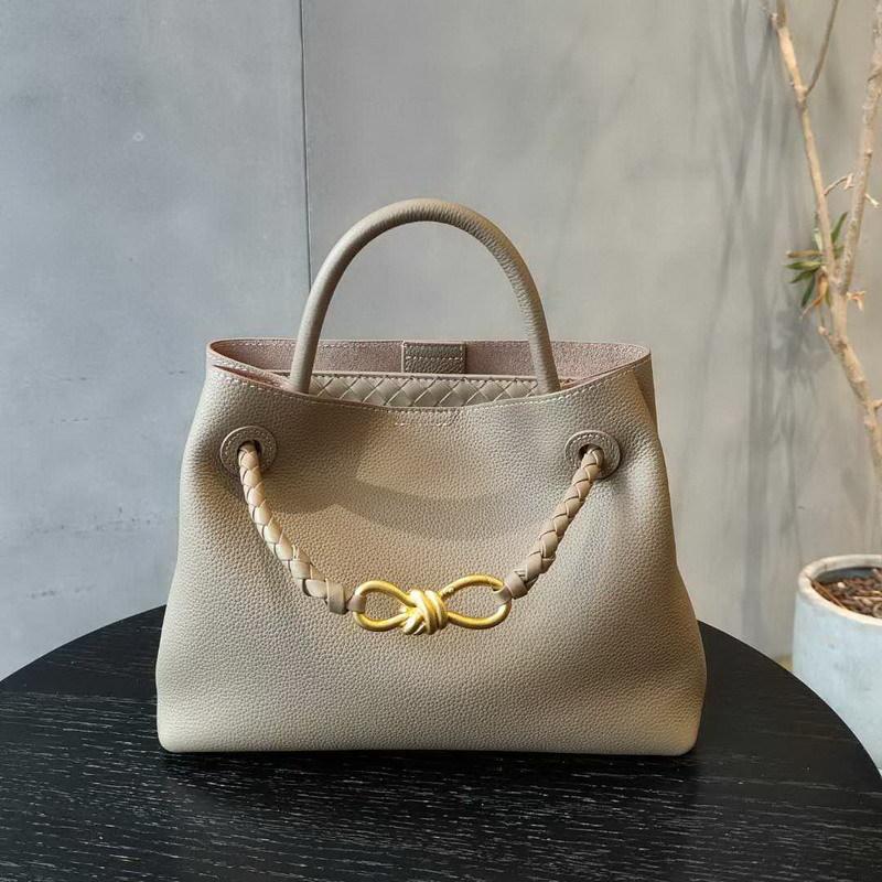 2026 Новая женская кожаная сумка первый слой коровья кожа ретро плетеная бабочка пряжка одно плечо диагональная сумка