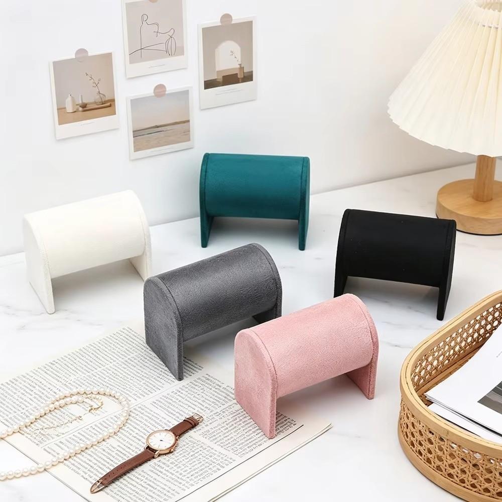 Small Pillow Shape Jewelry Display Stand Leather Headband Necklace Display Props Accessory Storage