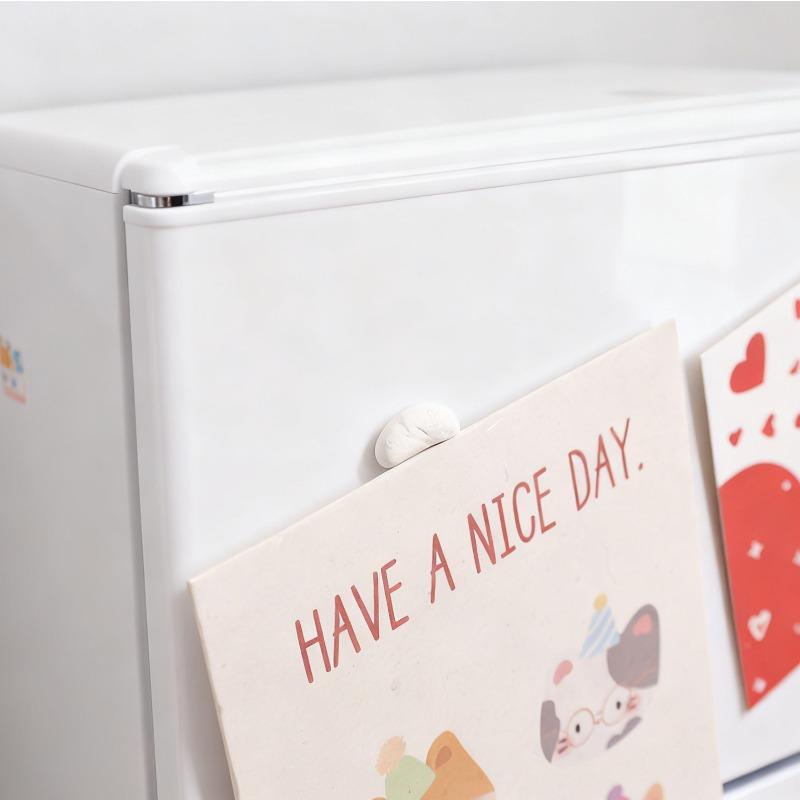 Multi Purpose Sticky Tack Adhesive Putty Sticky Tack Reusable Mounting Clay Tabs Removable Wall Safe Tack for Poster Photo Frame