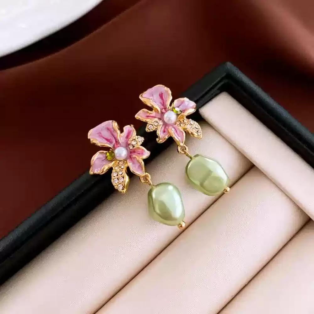Ear Jewelry Bohemian Earrings Women Light Luxury Sweet Drop Earrings Flower Stud Earrings  Female