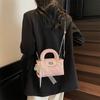 Niche Diamond Chain Bag Women's New Spring and Summer Fashion Portable Commuter Shoulder Crossbody Small Square Bag