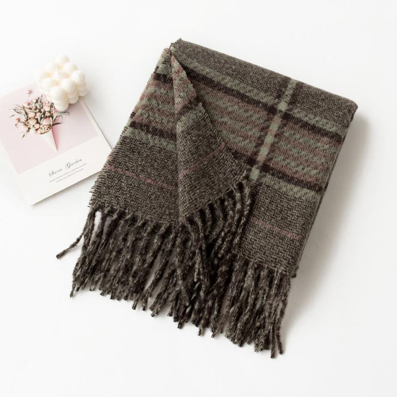 Autumn And Winter Square Plaid Scarf Women'S Versatile Elegant Casual Style Cold-Proof Shawl Fashionable Commuter Warm Neck Scarf