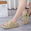 Fashionable    Women Thick Sole Non-Slip Indoor Outdoor Beach SlippersFashionable WomenSandals
