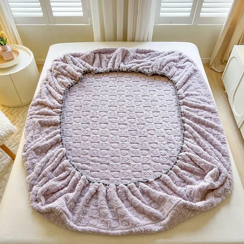 Утолщенный бархатный наматрасник, защитная накладка на кровать, тканое покрывало для кровати, плюшевая теплая простыня для дома, спальни, покрывала