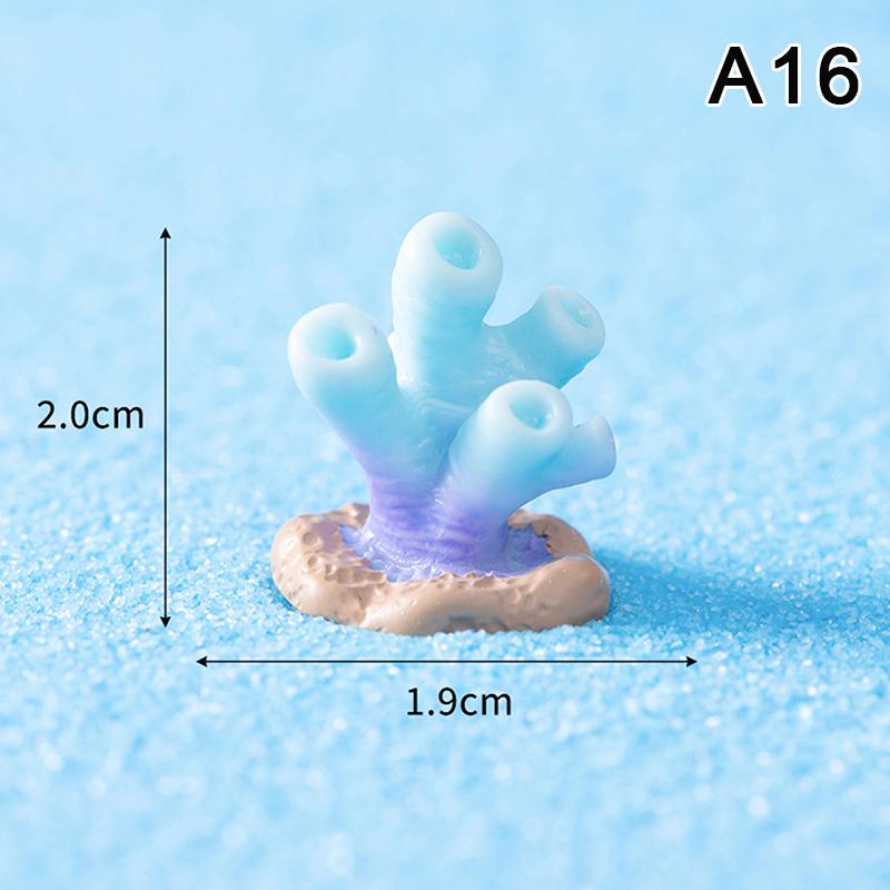 Mini Ocean Figurine Resin Ornaments Cute Marine Life Sea Animals Tiny Statue Aquarium Home Desktop Micro Landscape Decor