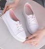 2023 Новые повседневные кроссовки из натуральной кожи для женщин больших размеров, весна-лето, обувь для скейтбординга, женская вулканизированная обувь, маленькие белые