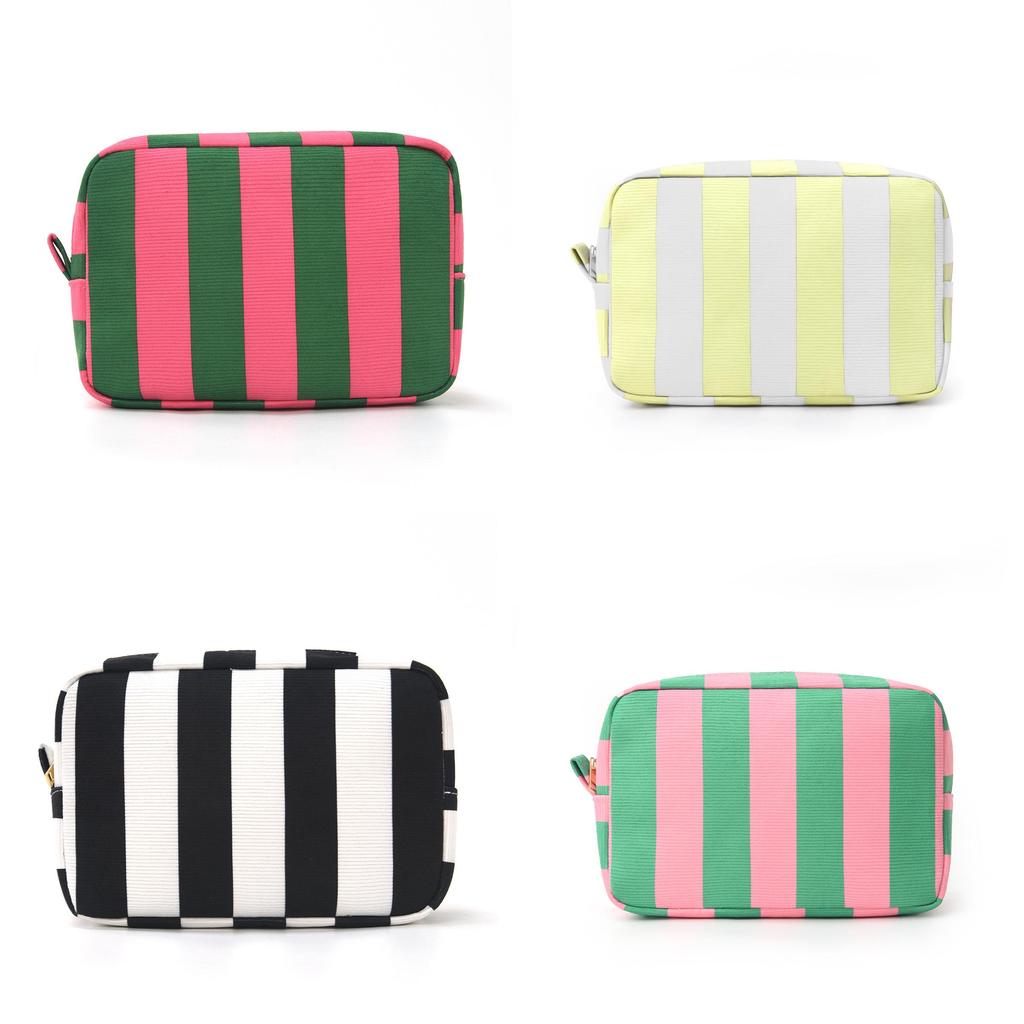 Minimalist Polyester Cosmetic Pouch With Colorblocked Design For Women And Men
