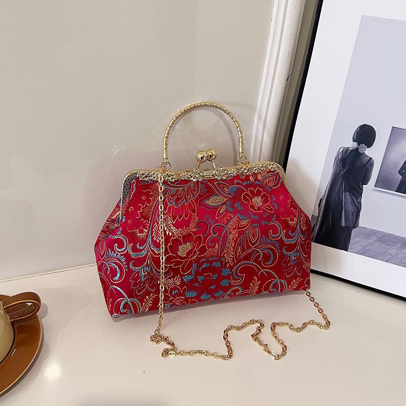 Новая сумка-ракушка в китайском стиле в национальном стиле 2024 года, новая зимняя сумка-цепочка с цветочной инкрустацией и бриллиантами, сумка через плечо, женская сумка-мессенджер