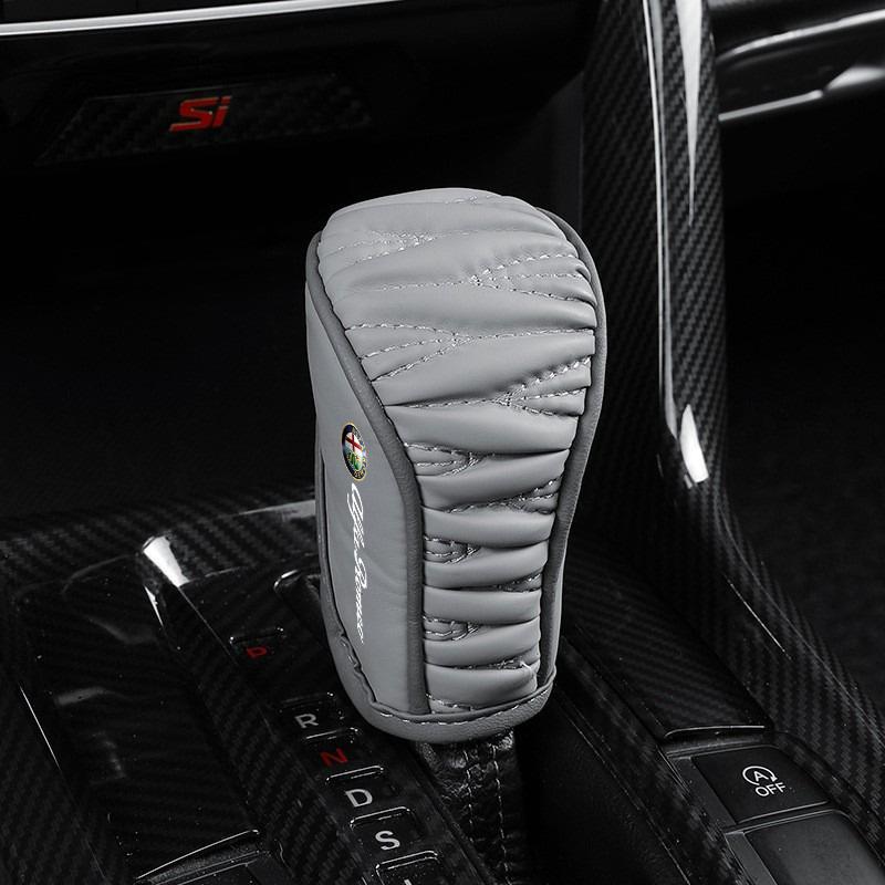 Leather Car Shift Handle Cover Center Control Gear Shift Cover For Alfa Romeo Giulia Stelvio Giulietta 156 159 147 Mito Tonale pgi231