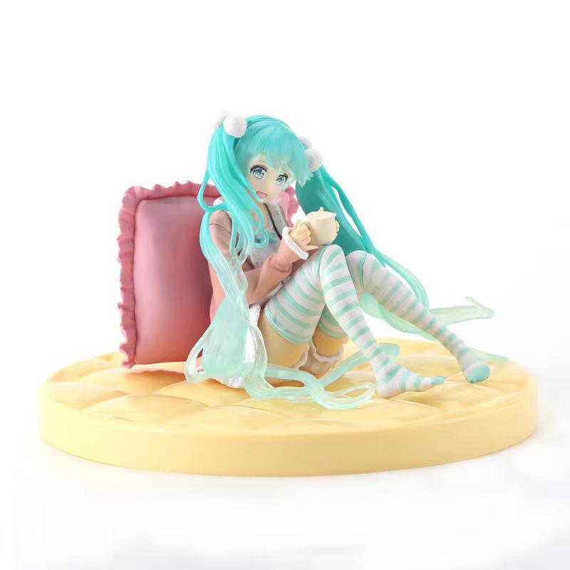 High-Quality Sakura Hatsune Miku PVC Doll with Decorative Chassis Ornaments