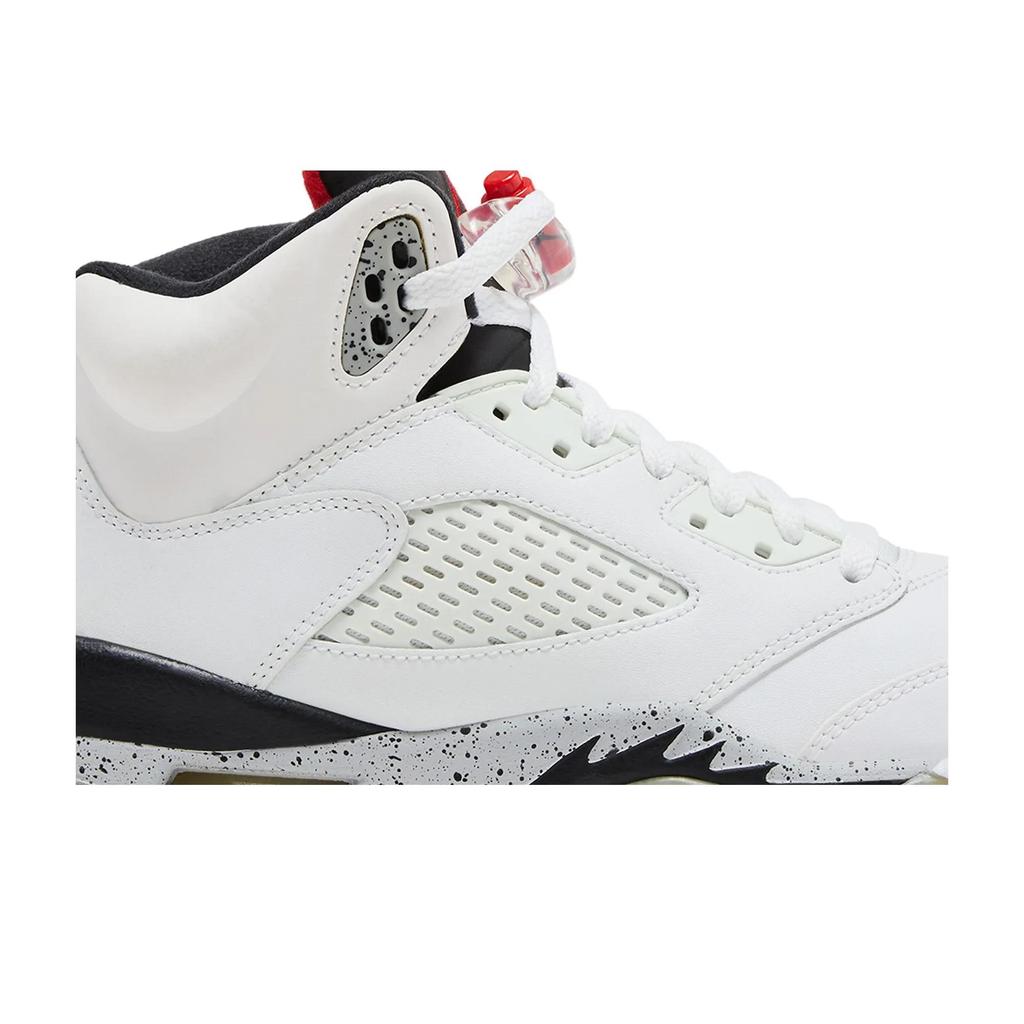 Air Jordan 5 Retro Grade School 'White Cement' (Unisex) White / University Red-Black-Matte Silver Vintage Basketball Shoes 440888 104