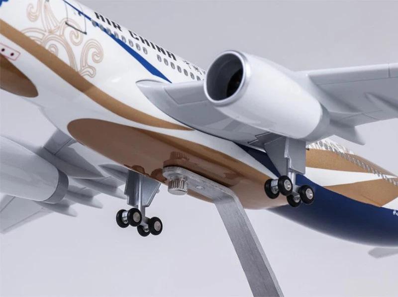 Модель Airbus A330 авиакомпании Air China 'Zichen Hao' (1:Масштаб 135) С колесами и огнями - 47 см Украшение Пассажирский Самолет Гражданской Авиации.