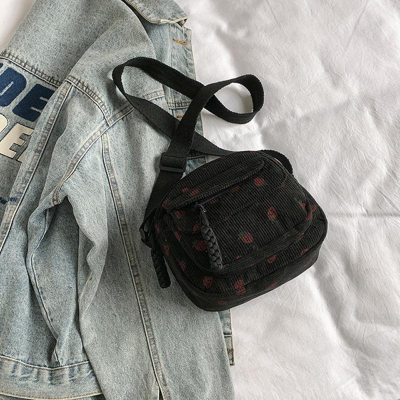 Высококачественная ретро вельветовая наплечная сумка кроссбоди маленькая квадратная сумка 2025 лето новая простая повседневная сумка для мобильного телефона