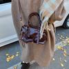 Autumn and Winter Retro Handbag Bag Women's 2025 New Trendy Bowling Bag Simple Shoulder Crossbody Pillow Bag