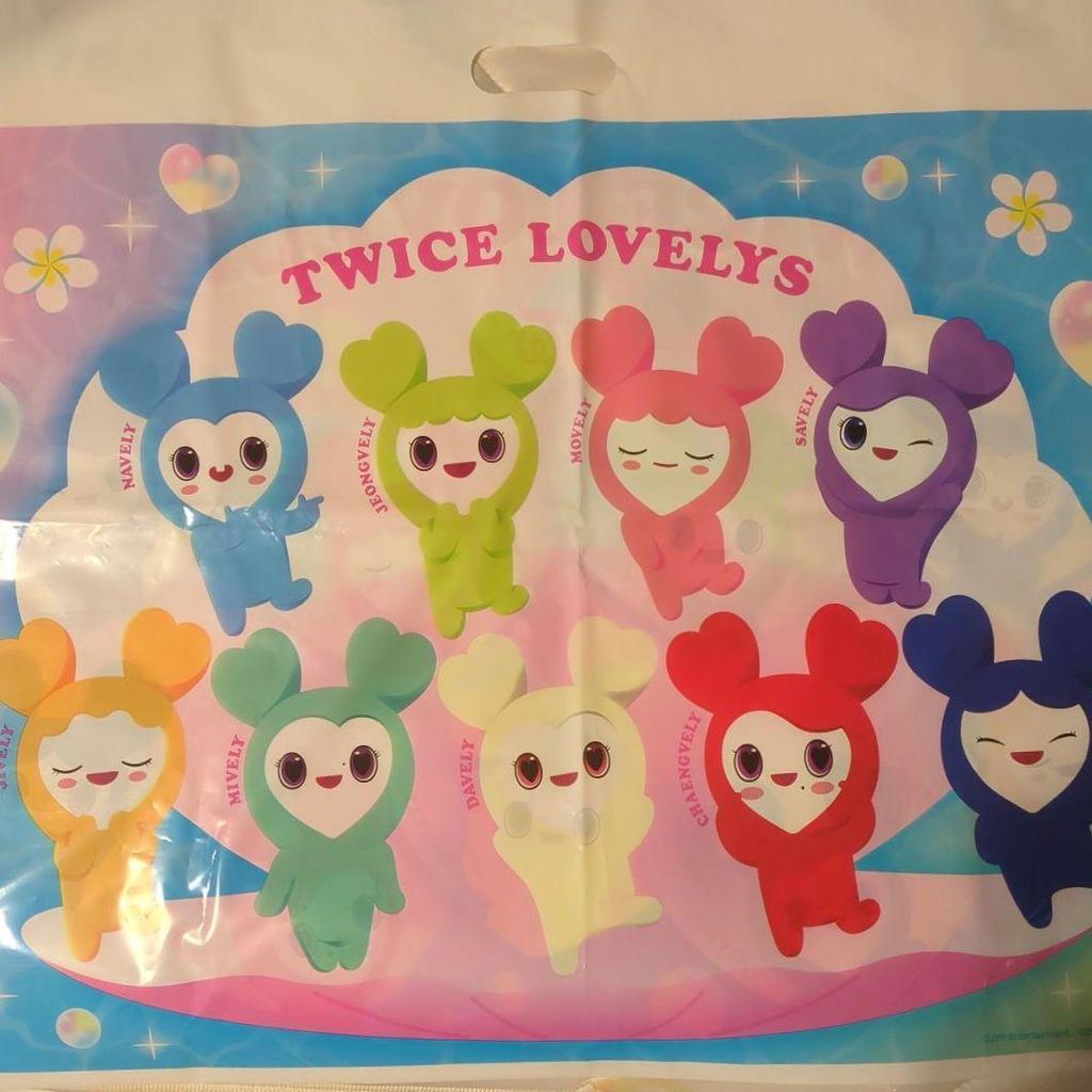 [Б/У] TWICE Momo LOVELYS Розовый кошелек-сердечко