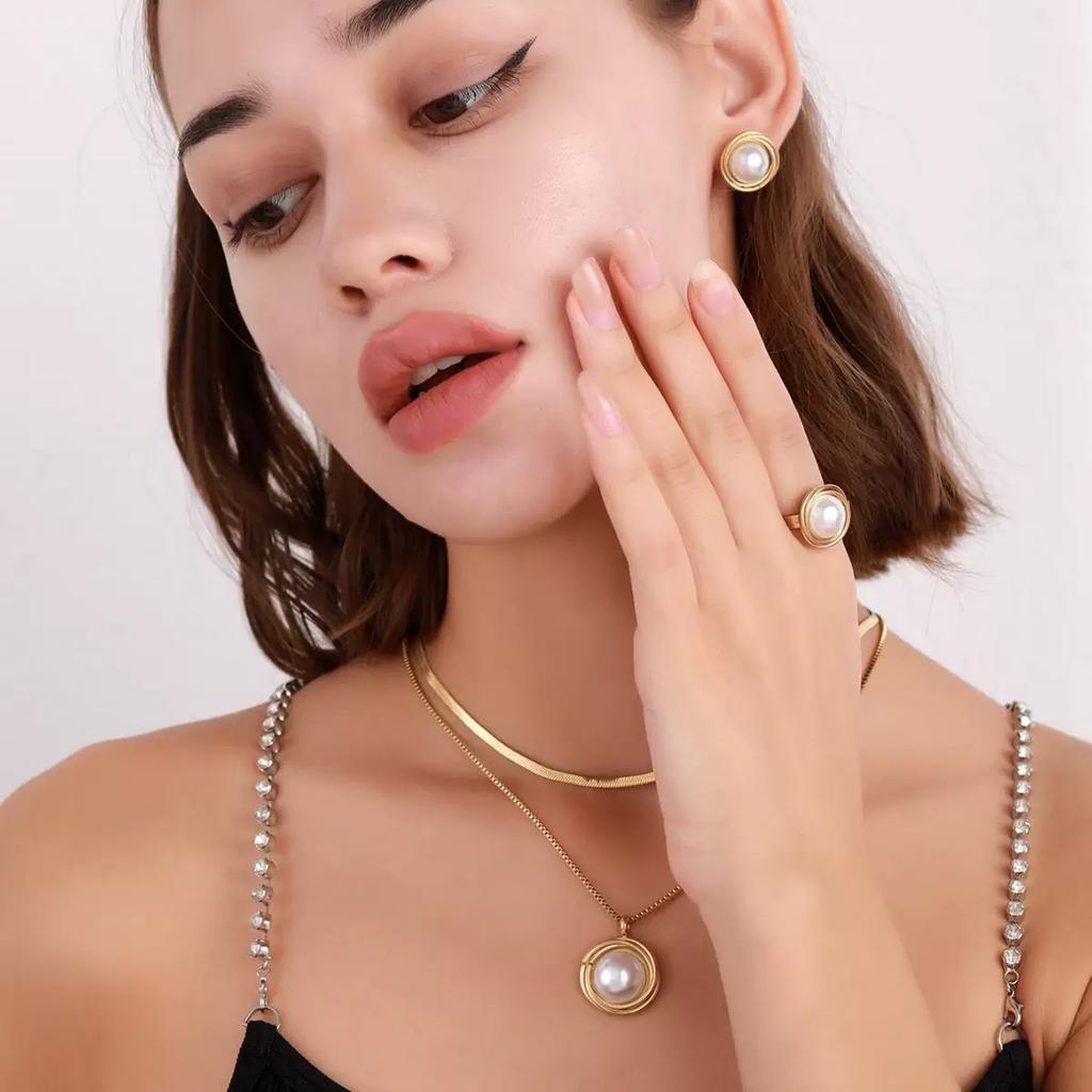 Women's Stainless Steel Jewelry Set Gold Plated Four-Piece Temperament Exaggerated Oval Pearl Collar Wedding Engagement Party