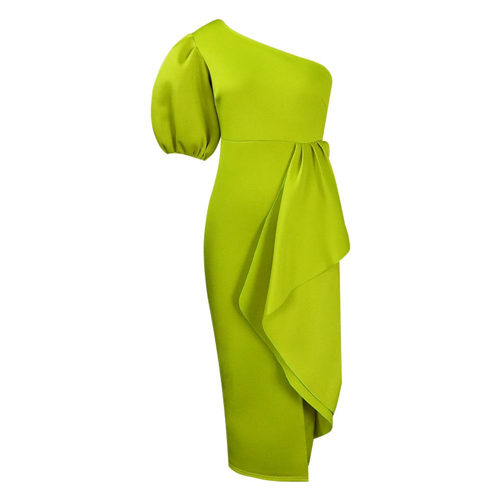 Женское платье в стиле OL, лето 2024 г.: Рукав-фонарик, асимметричное плечо, разрез, европейская и американская мода