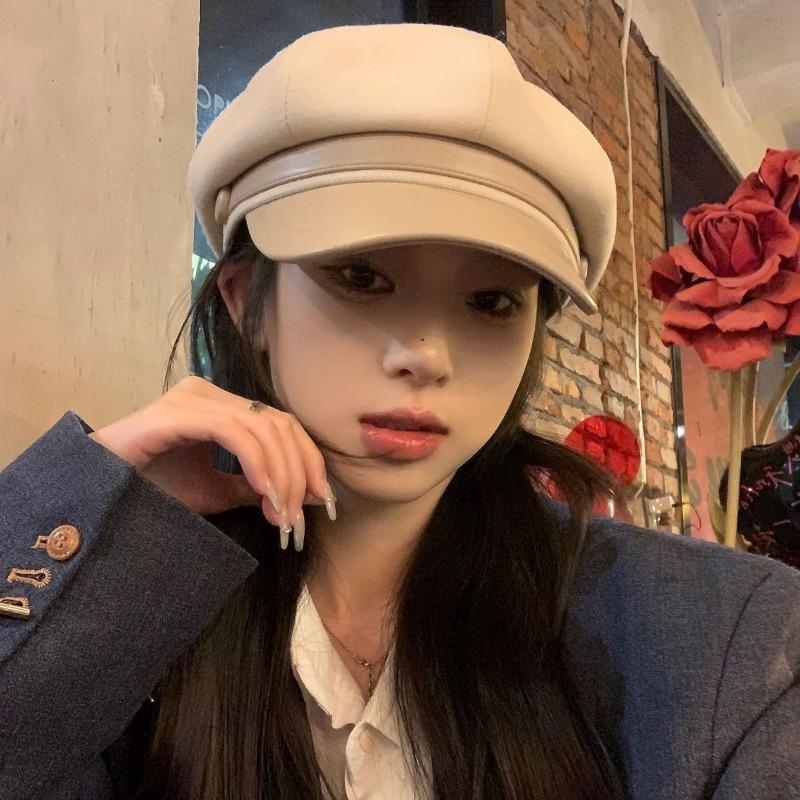 Autumn and Winter Octagonal Hat Woolen Female Painter Duck Tongue Versatile Face Small Tide High-end Hat