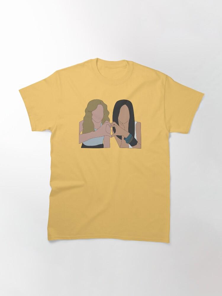 Классическая футболка Taylena 2