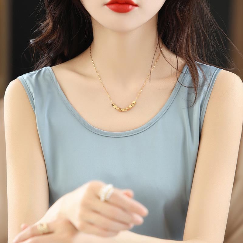 Satin Silk Vest Summer Women's Vest Pullover Short Top Sleeveless Vest Round Neck Solid Color Camisole