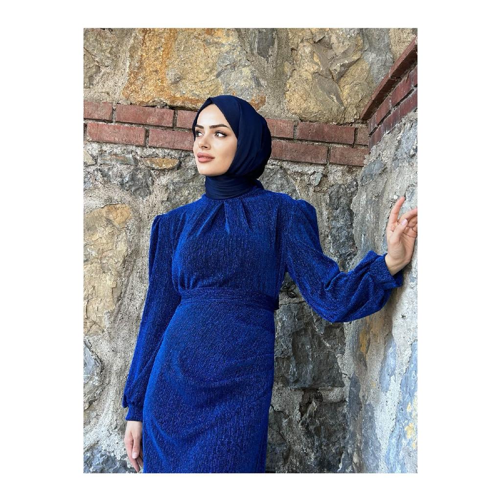 Серебристое вечернее платье Seil в хиджабе